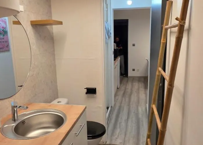 Ola Centre-ville T2 Renove Cocon Cosy Parking 30m2 *